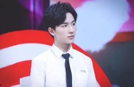 李宏毅近期爆料视频大全,揭秘娱乐圈幕后真相  第3张